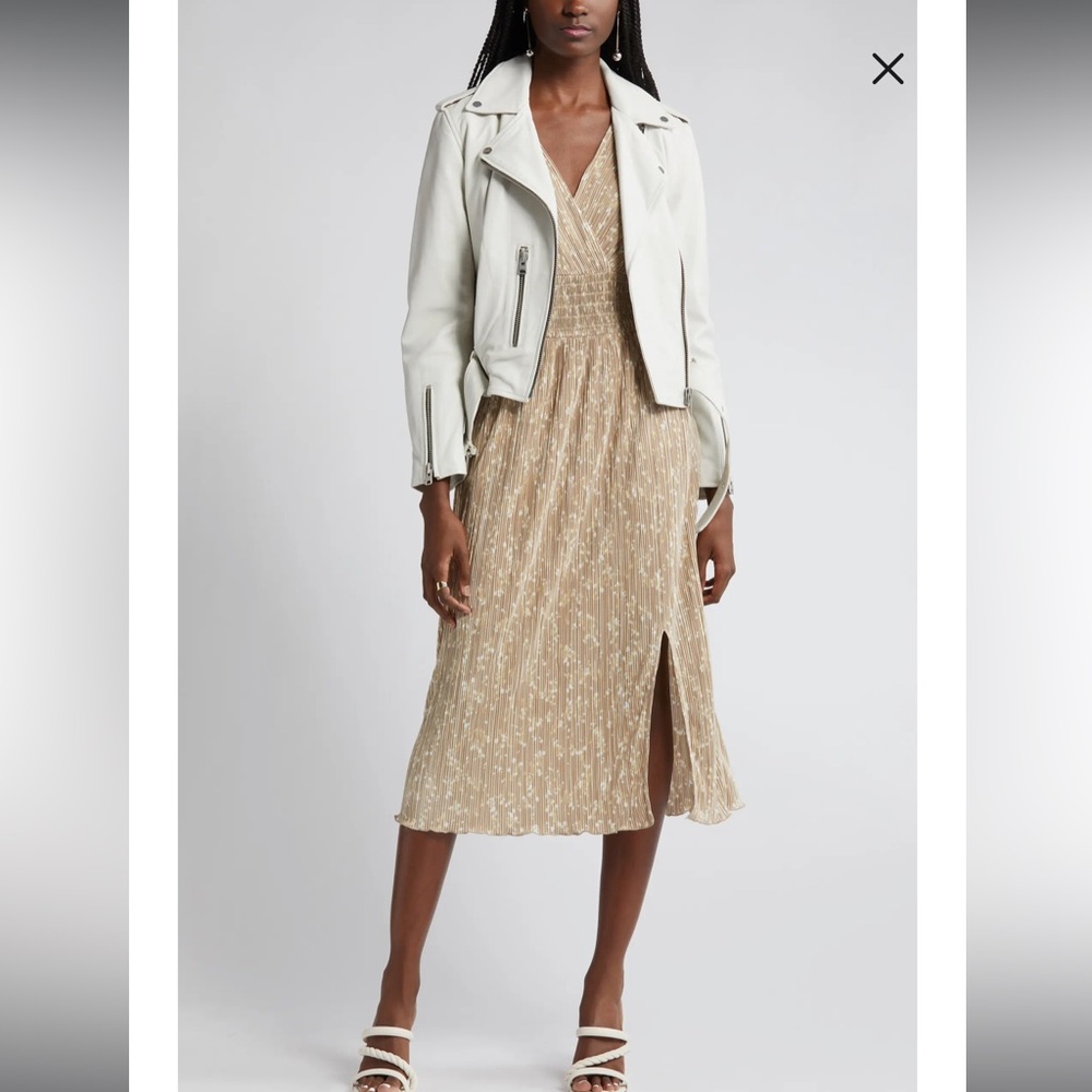 NWT Flutter Sleeve Plissé Midi Dress